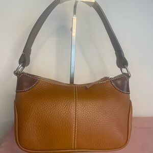 Authentic Dooney & Bourke  #052NC. vintage hobo shoulder bag.